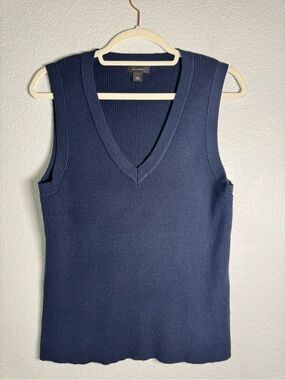 Halogen Women’s Navy V-Neck Knit Sweater Vest